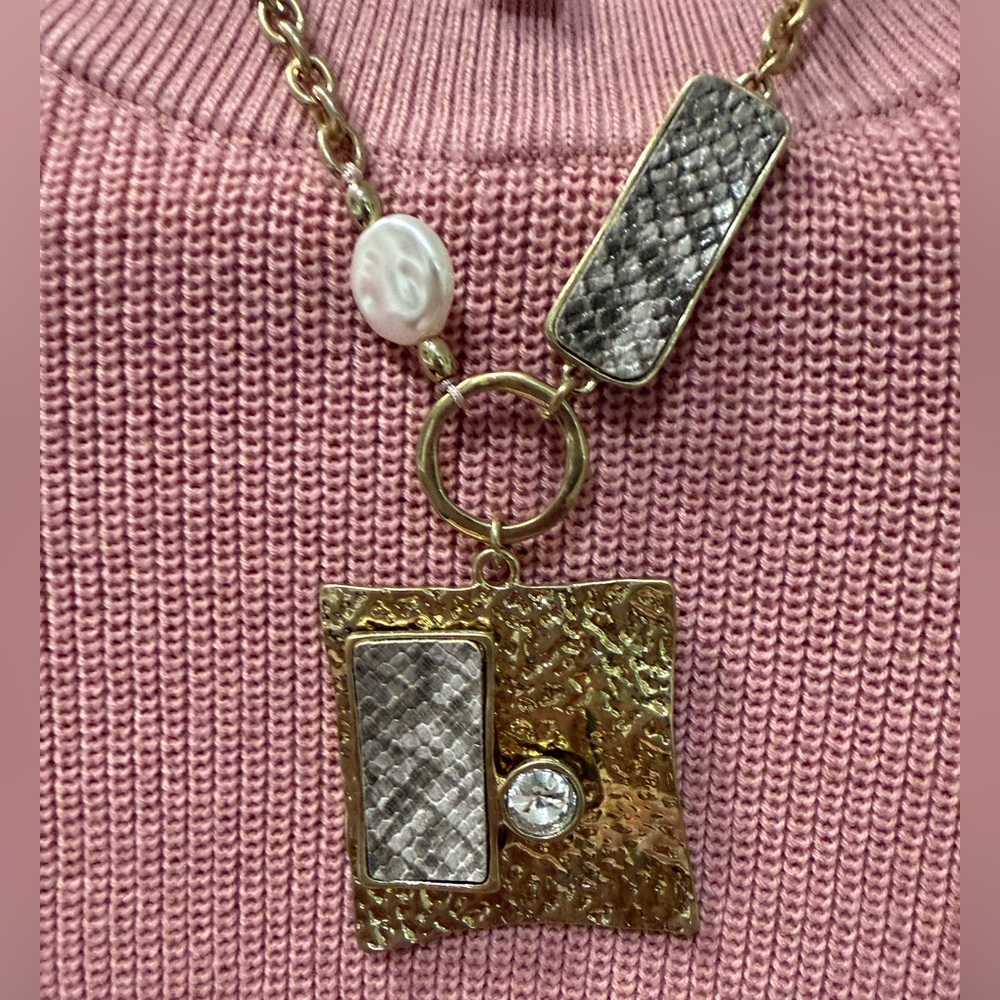 ShopEvelynne Gold and Silver Textured Necklace